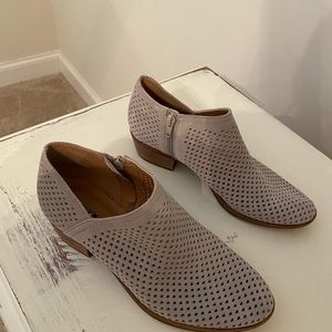 Taupe Lucky Brand mesh booties